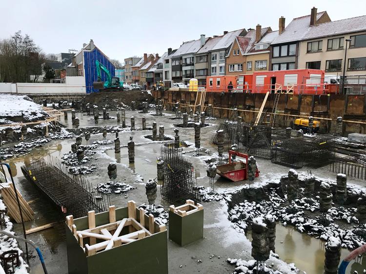 Graafwerken Riethuys, Oostende gestart